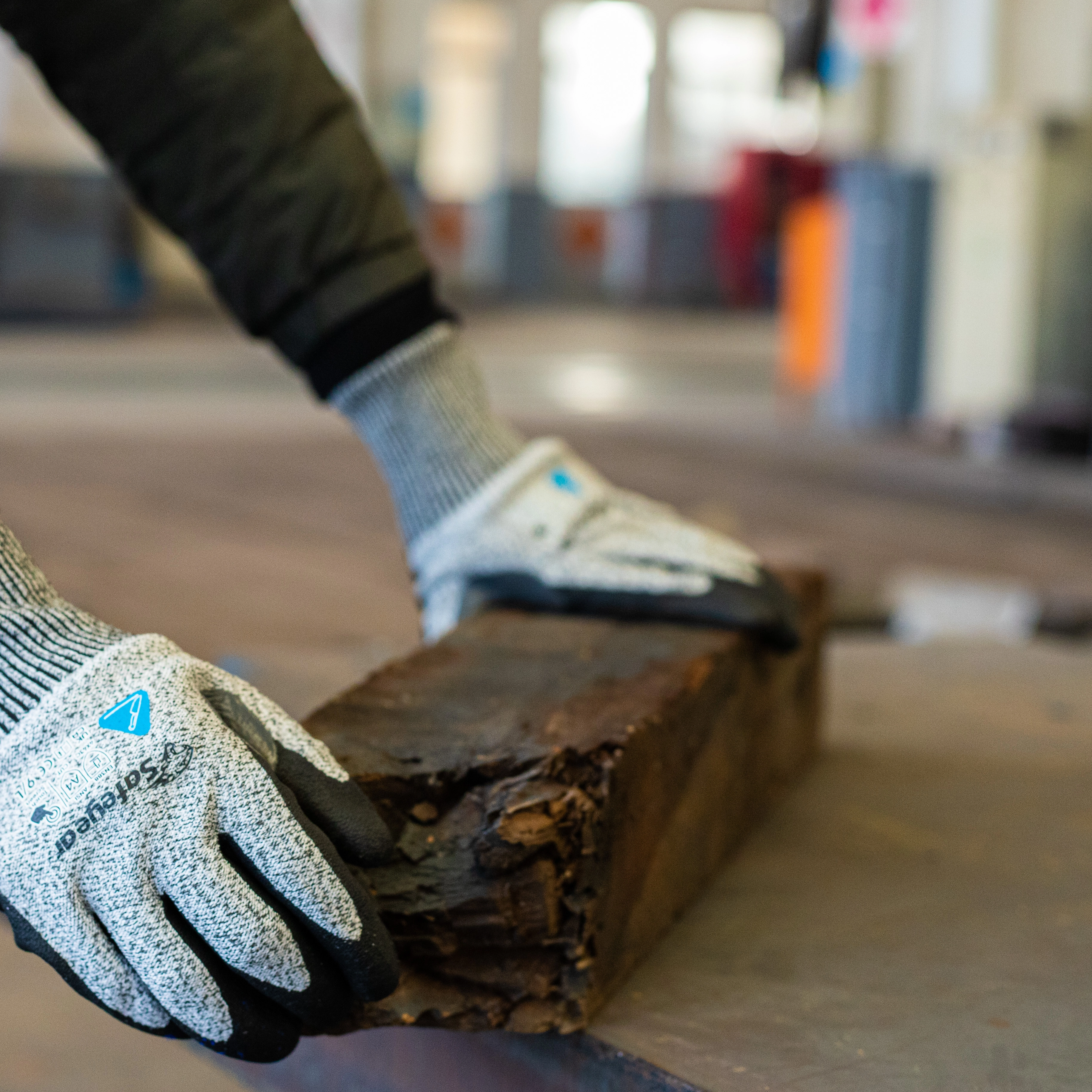 PD8045 Guantes resistentes a cortes | EN 388 Certificado CE Nivel de corte B / CD / EF para construcción y carpintería metálica